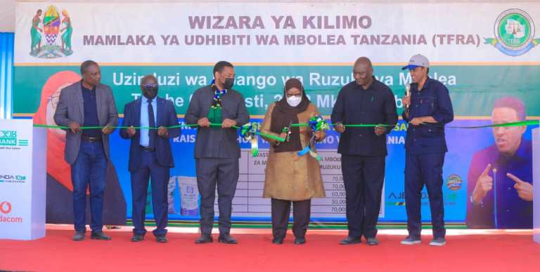 Tanzanian farmers laughing all the way to the bank - HCNTimes.com