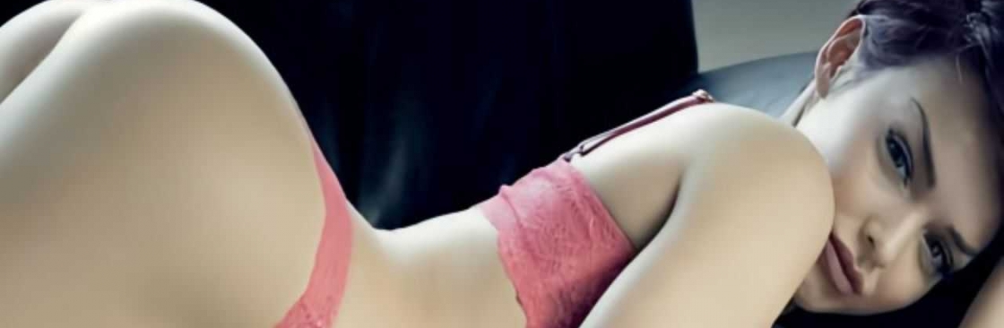 Mia Layla Cover Image