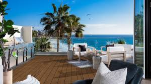 How is composite decking redefining outdoor living? | Cambridge Floors