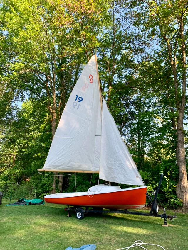 Engine-Free Sailboats: Why Simpler Boats Work Best