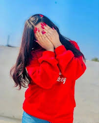 Aisha khalid Profile Picture