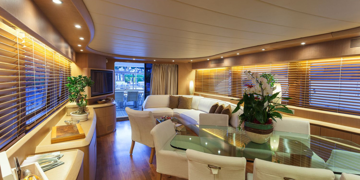 Why Yacht Blinds in Dubai Harbour Are Redefining Comfort and Privacy at Sea in 2026?