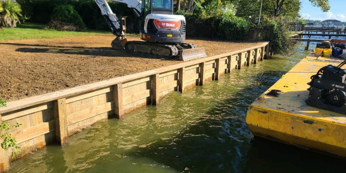 Signs You Need a Professional Bulkhead Contractor for Shoreline Repair