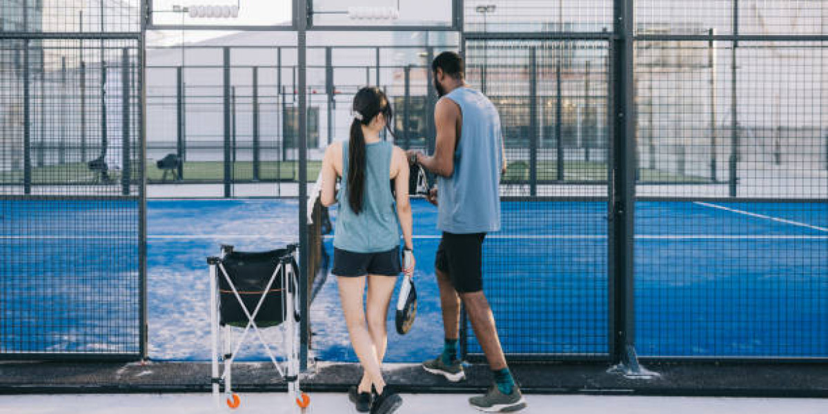 Wie man schnell und einfach einen Padel-Platz bucht