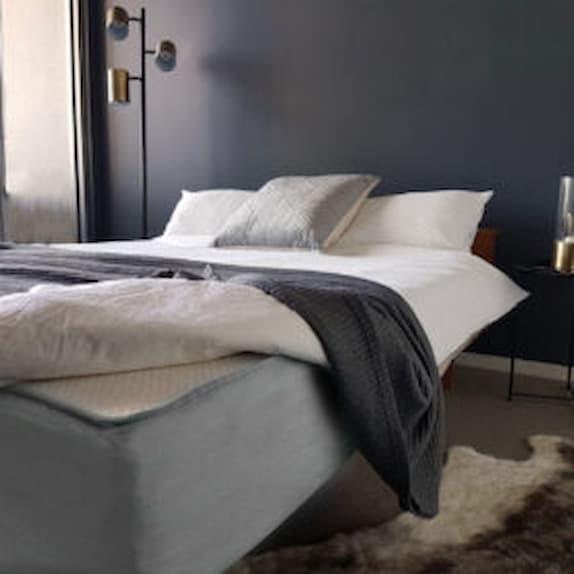 Latex vs. Memory Foam Mattress: Which Is Better? - Editors Top