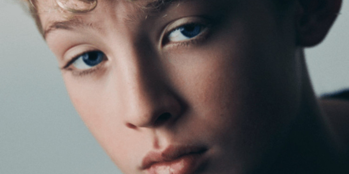 Lox Pratt's Career Surge: New UTA Deal & HBO's 'Harry Potter' Role