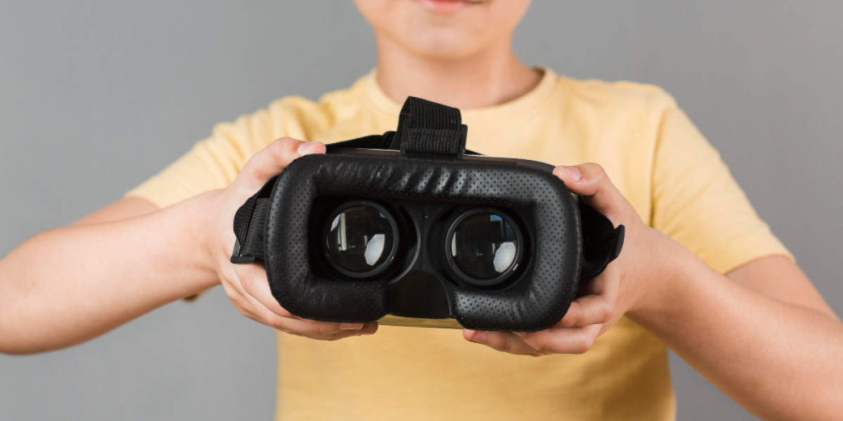 Pancake Optical Module for Slim, Clear, and Comfortable VR Headsets