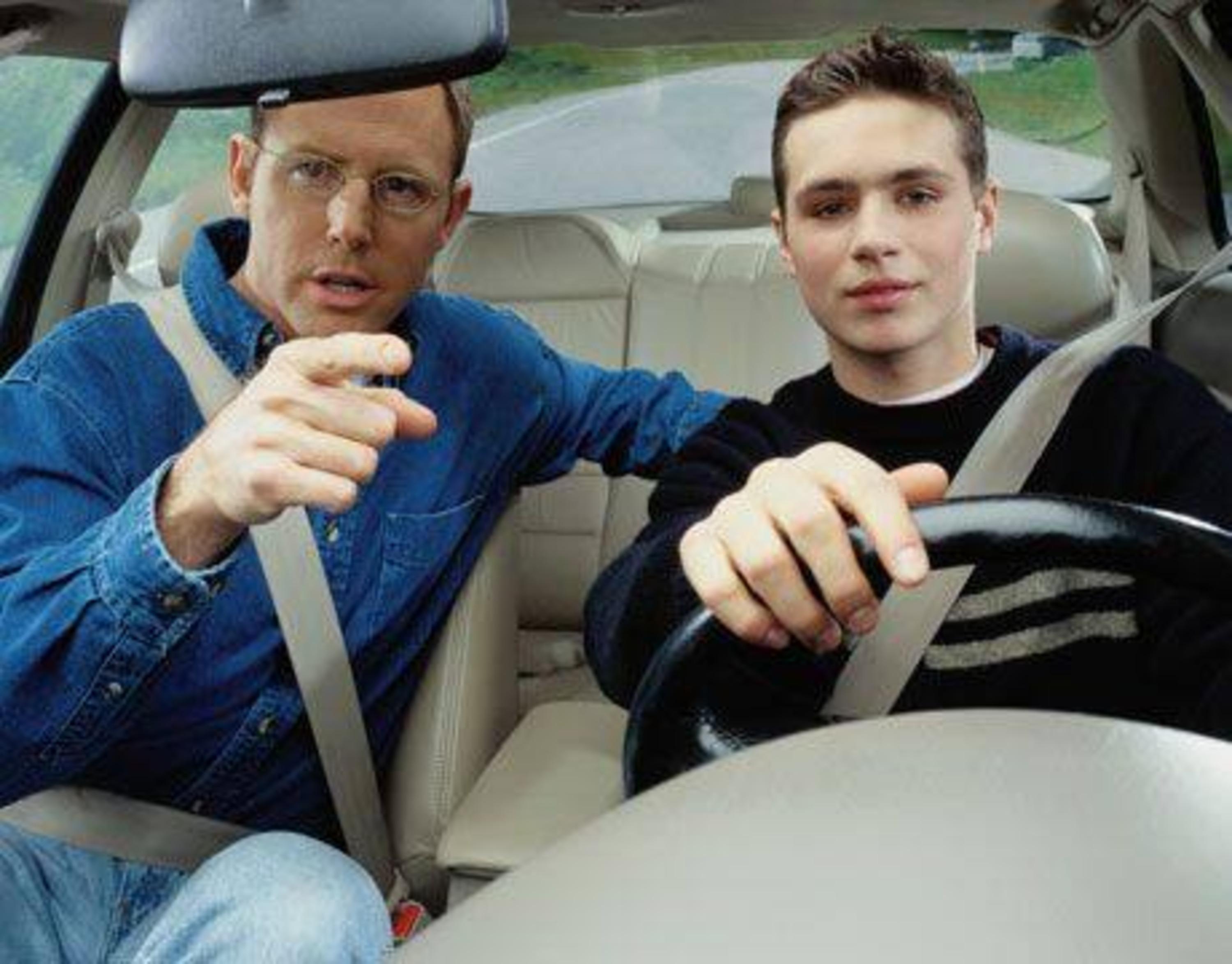 How to Choose the Right Driving School for Driving | BulletinAfrica