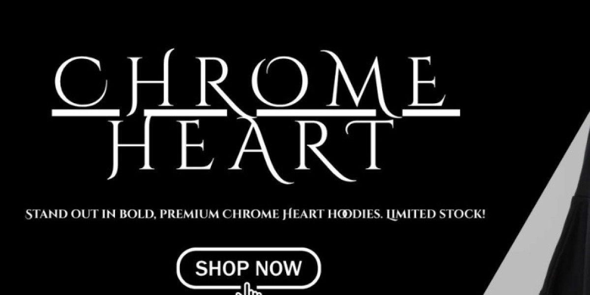 Chrome Hearts Berretto e Tuta: L’Essenza del Lusso Streetwear