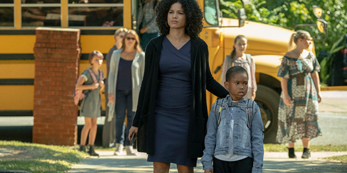 Raising Dion: Pat's Role & Family Bonds