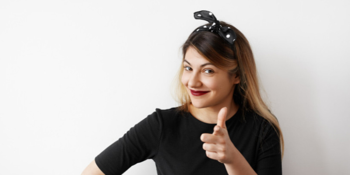 How to Know If She Likes You