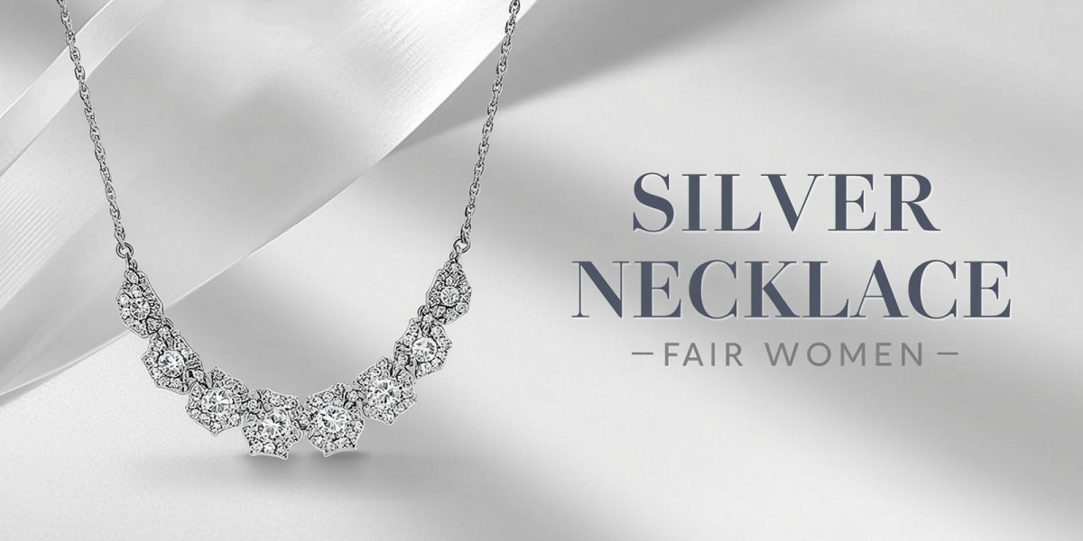 What styles Are popular In Silver Necklace For Women