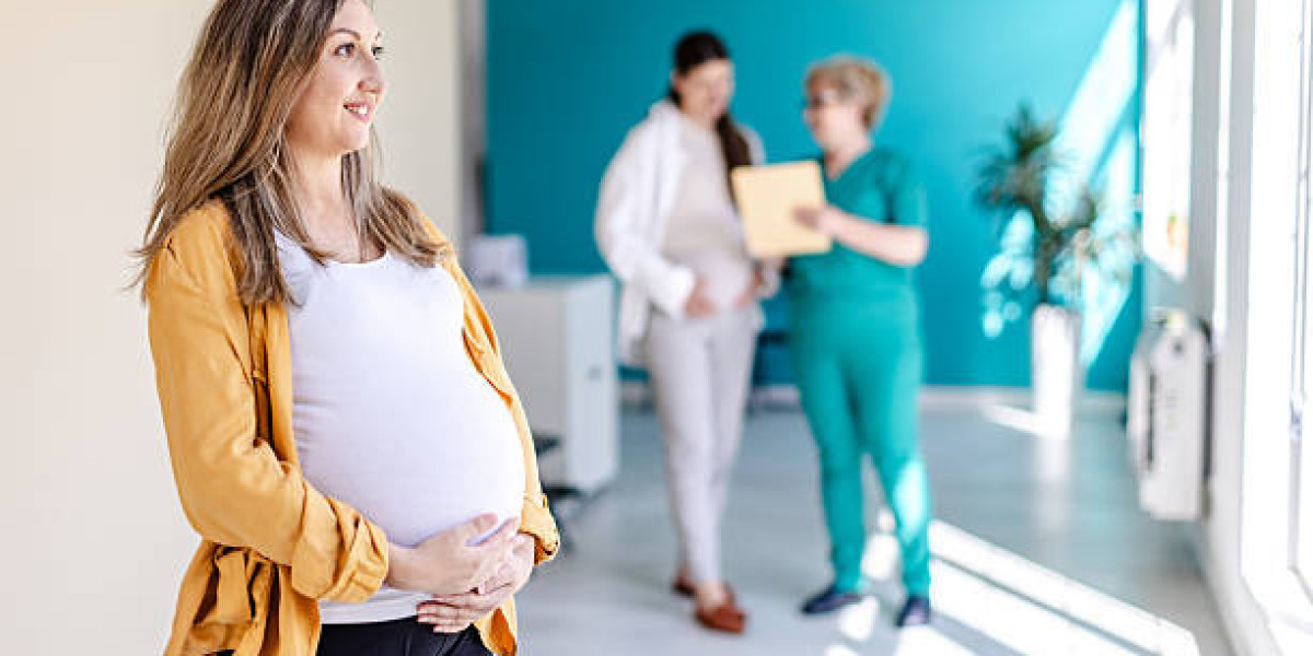 Where Can Expectant Mothers Find Steady Support and Clear Answers?
