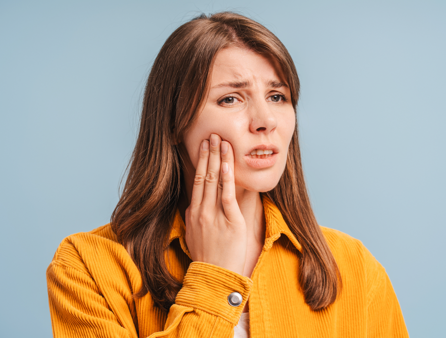 Top 5 Common Tooth Infection Symptoms & Treatments