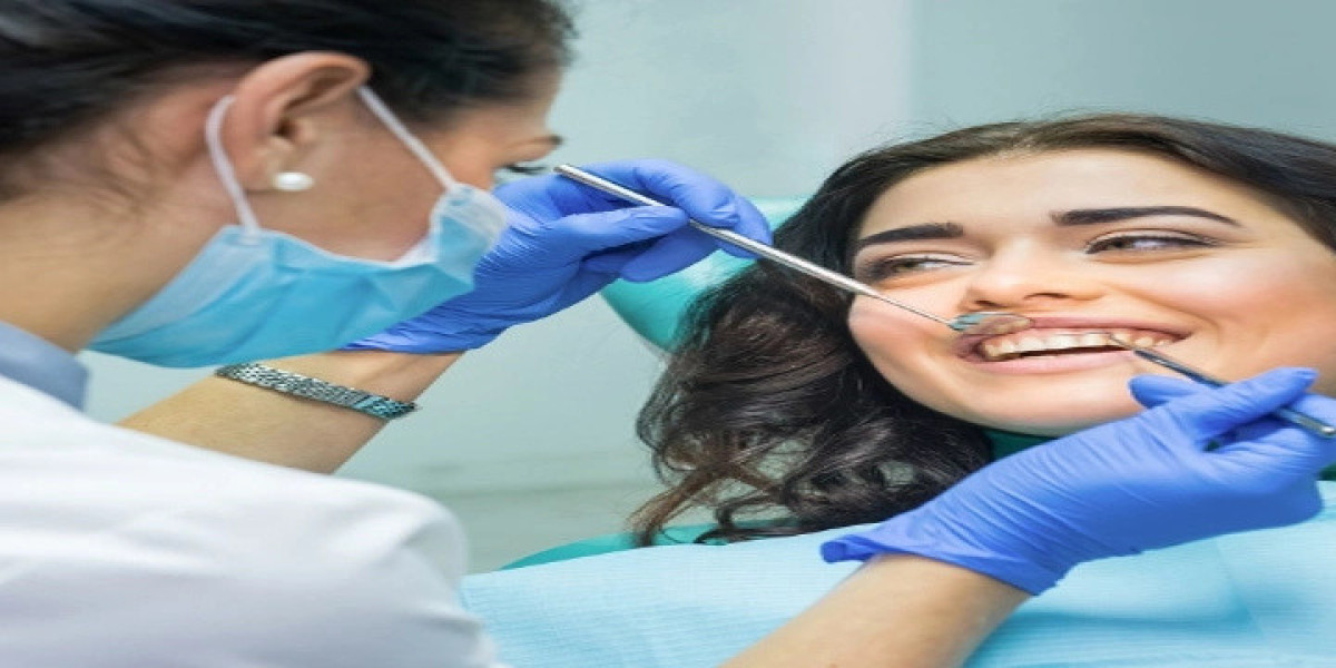 Modern Cosmetic Dentistry and Smile Makeovers in Chandigarh