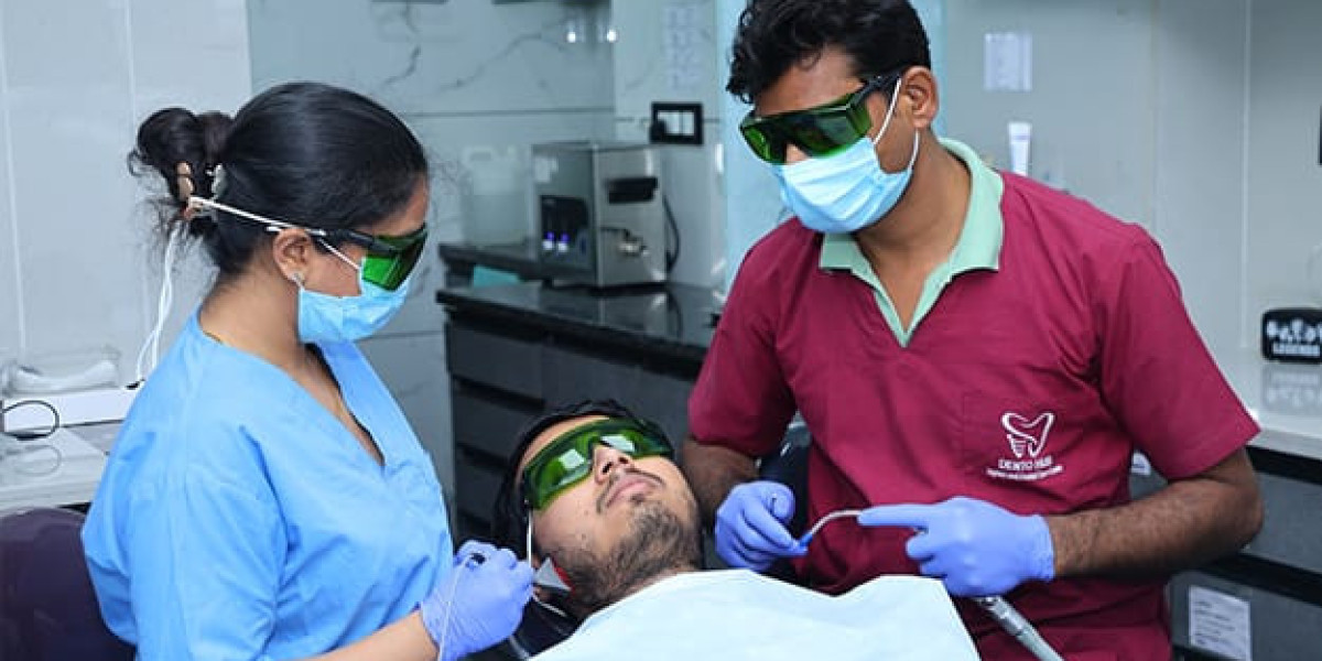 Bright Smiles Begin With the Best Dentist in Vikaspuri, West Delhi