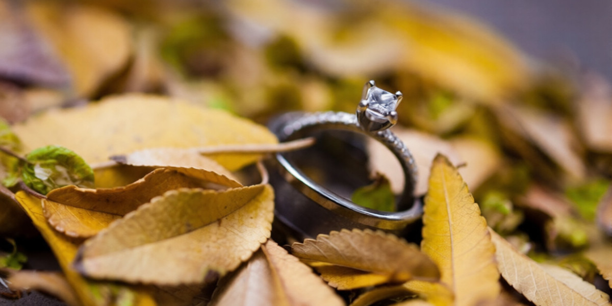 Princess Cut Engagement Rings: How to Choose the Perfect One
