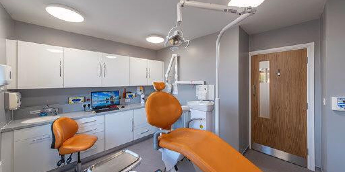 Signs You Should Visit a Dentist in Heald Green Immediately