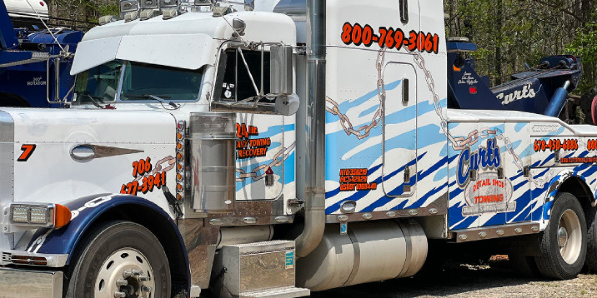 Semi Truck Towing: Professional Heavy-Duty Solutions You Can Rely On